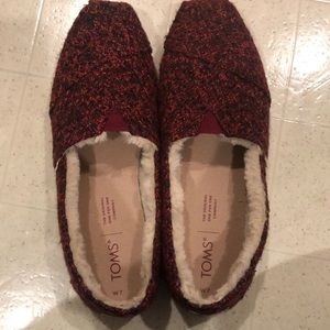VGC TOMS comfy slip-on Feaux fur lined size 7